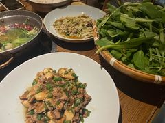 -吃饭皇帝大土家民族菜(正大广场店)
