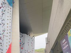 -蓝天攀岩(罗湖益田假日广场店)