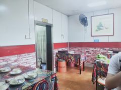 大堂-弘烨 贵州酸汤 鱼火锅(东财店)