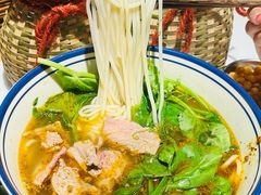 -窄巷口生烫牛肉米线(客村店)