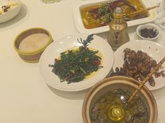 -梅花香里大酒店(郁金香路店)