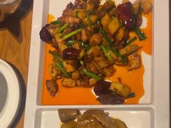 -隔壁老王·家常云南菜(花巷店)