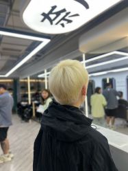 -奈川烫染Salon