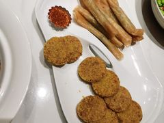 -湖北三五醇酒店·35年新楚菜