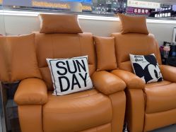 -尤米一站式美甲美睫