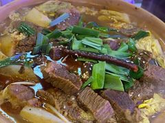 牛腩火锅-海盗船. 龙虾烧烤. 酒馆