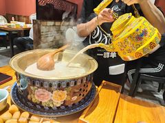 -一群羊手扒肉·火锅·早茶(远东公寓店)
