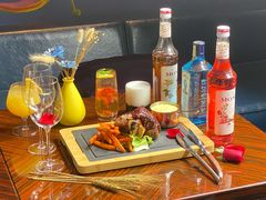 -YUE·6·西式融合餐厅(外滩六号店)