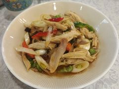 -汗腾格里·风味餐厅(新疆驻京办店)