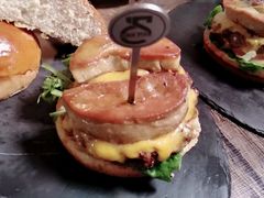 -HIGH FIVE哈福手工汉堡(桂林路店)