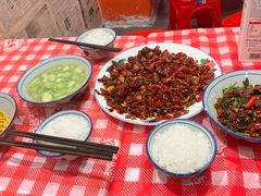 -荆九爷爆炒桥头三嫩(云南北路店)