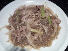牛肉炒粉丝-猪啊牛呀羊啊铜盘烤肉(正大广场店)