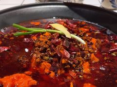 -旧街市鲜货老火锅(大光路店)