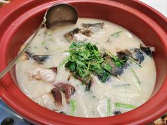 -饭怕鱼·黄焖鲟龙鱼(湖大店)