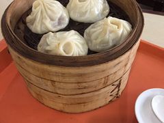 -老西白点心店