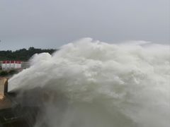 -黄河小浪底水利枢纽风景区