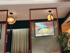 -江城小馆陕南妈妈菜·全球旅行餐厅(钟楼店)