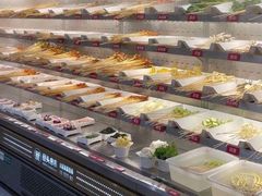 自助取餐区-屋头串串(新街里店)