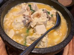 石锅煨本地豆腐-Local泰莲庭(虹鳟鱼店)