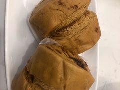 -李与白包子铺(桐梓林店)