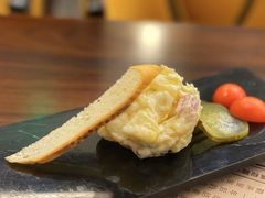 德大色拉-东海咖啡馆