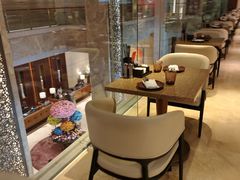 -怡咖啡海鲜自助餐厅(浦东香格里拉店)