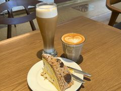 熔岩澳白-Peet's Coffee皮爷咖啡(大学路店)