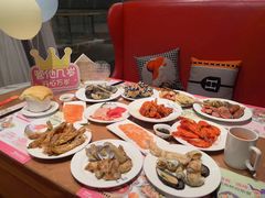 -四海一家自助餐(益田假日广场店)