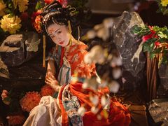 -翩若国风汉服体验馆