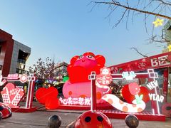 -百年港湾奥特莱斯(香炉礁店)