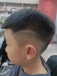 -诗悦发型烫染SALON
