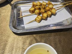 -东口码头·烧鸽子·鱼头泡饼·地方菜(金鹰悦城店)