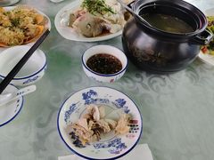 -范饭椰林川湘味海鲜·椰子鸡(三亚湾椰梦长廊店)