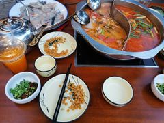 -大理.老字号渝记酸萝卜乌鱼(古城总店)