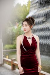 -艾米丽婚纱礼服