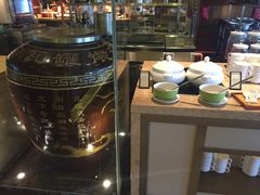 -大中华希尔顿酒店-念自助餐·嗨啤·小龙虾