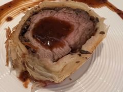 惠灵顿牛排-食百绚全日制餐厅(成都棕榈泉费尔蒙酒店)