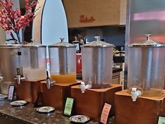 -亚龙湾希尔顿自助餐厅·海鲜·烧烤·沙滩BBQ·现场乐队