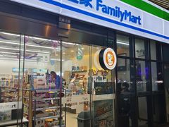 -全家便利店(沪太路三店)