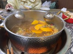 -乳仔牛牦牛汤锅 烤羊排(松潘古城店)