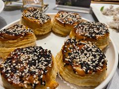 猫山王榴莲酥-维园悦谱·海派家常菜(乌鲁木齐南路店)