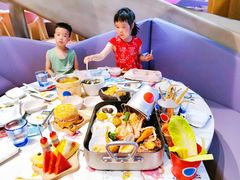 -水桶王国主题餐厅·聚会·生日派对·亲子活动·家庭套餐(亚龙湾希尔顿店)