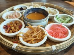 -包整·丝娃娃(一览甲秀楼风景店)