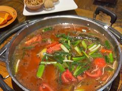 -亮欢寨酸汤鱼(沙冲路店)
