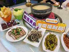 -墨脱石锅椰子鸡•海鲜糟粕醋(榆亚路店)
