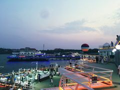 -北戴河碧螺塔海上酒吧公园