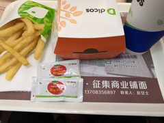 菠萝鸡腿堡-德克士(西站站内店)