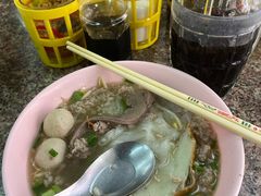 清汤粗粉中碗-榮泰米粉湯(Left Shop)