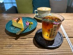 -84那年咖啡馆(李沧万达店)