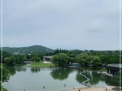 -上海佘山世茂艾美酒店